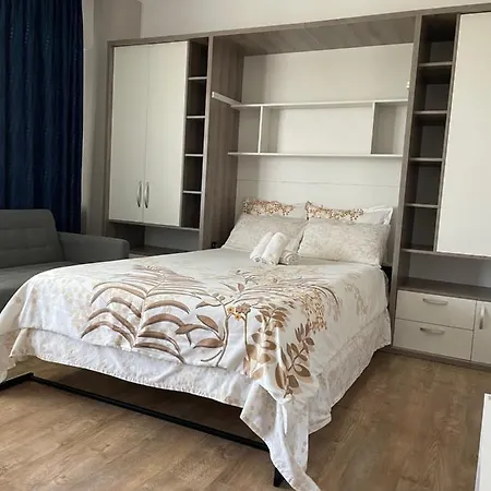 Ary Residence Apartment *